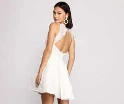 Windsor. Rose Formal Taffeta And Lace Party Dress