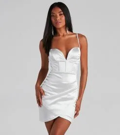 Windsor. Araceli Plunge Neck Satin Formal Dress