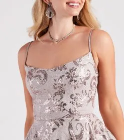 Windsor. Meghan Sequin Lace-Up Party Dress 9 Windsor. Meghan Sequin Lace-Up Party Dress -Bridal Dresses popular shop 05001 1094 4 25f72003 a504 4877 a3e2 8d3e610429be