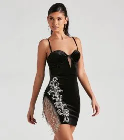Windsor. Laney Rhinestone Pearl Velvet Mini Dress