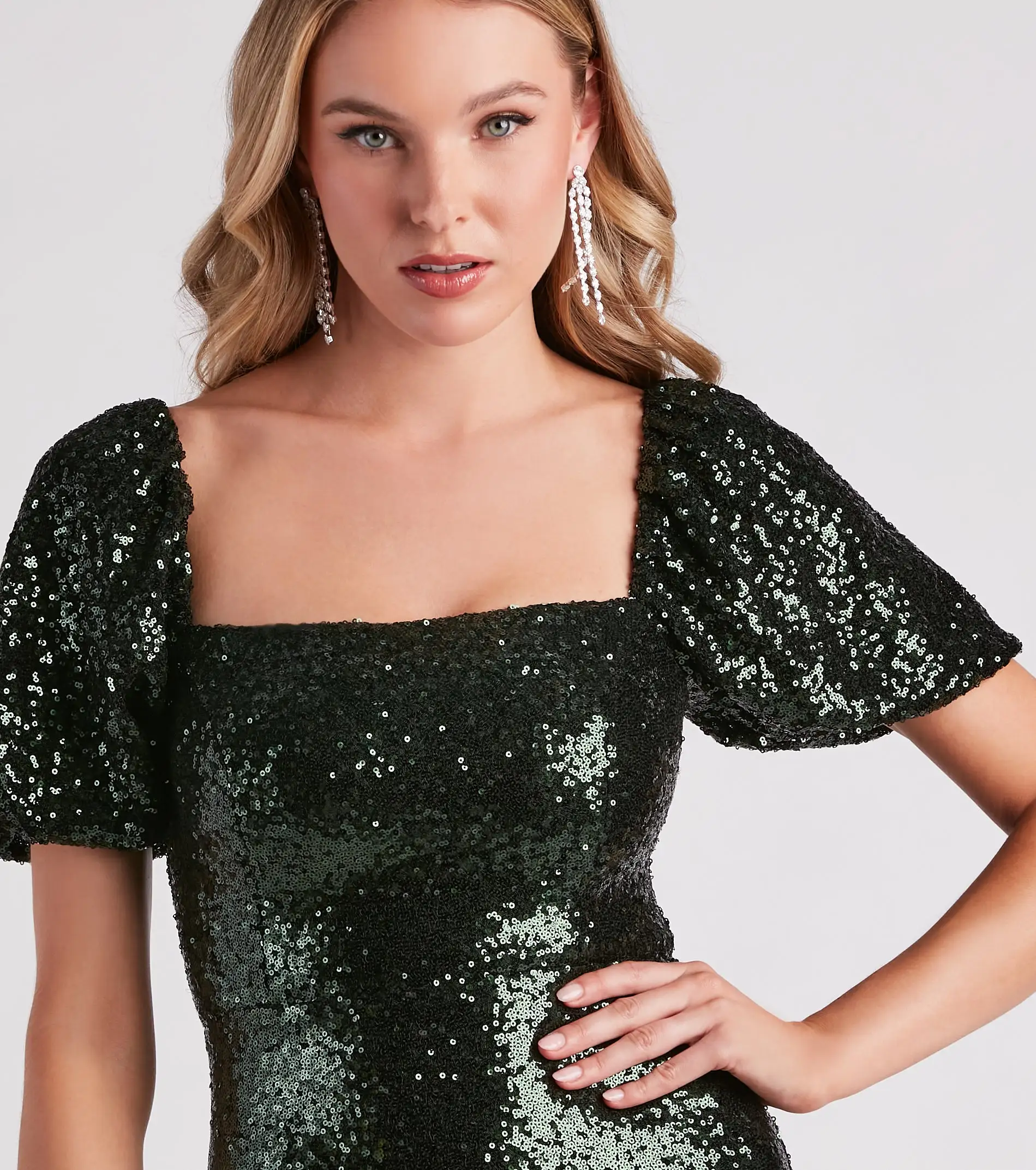 Windsor. Vera Sequin Puff Sleeve Short Dress 6 Windsor. Vera Sequin Puff Sleeve Short Dress - Image 4