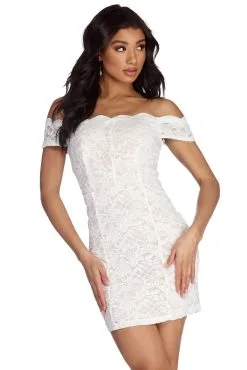 Windsor. Andrea Formal Glitter Lace Dress
