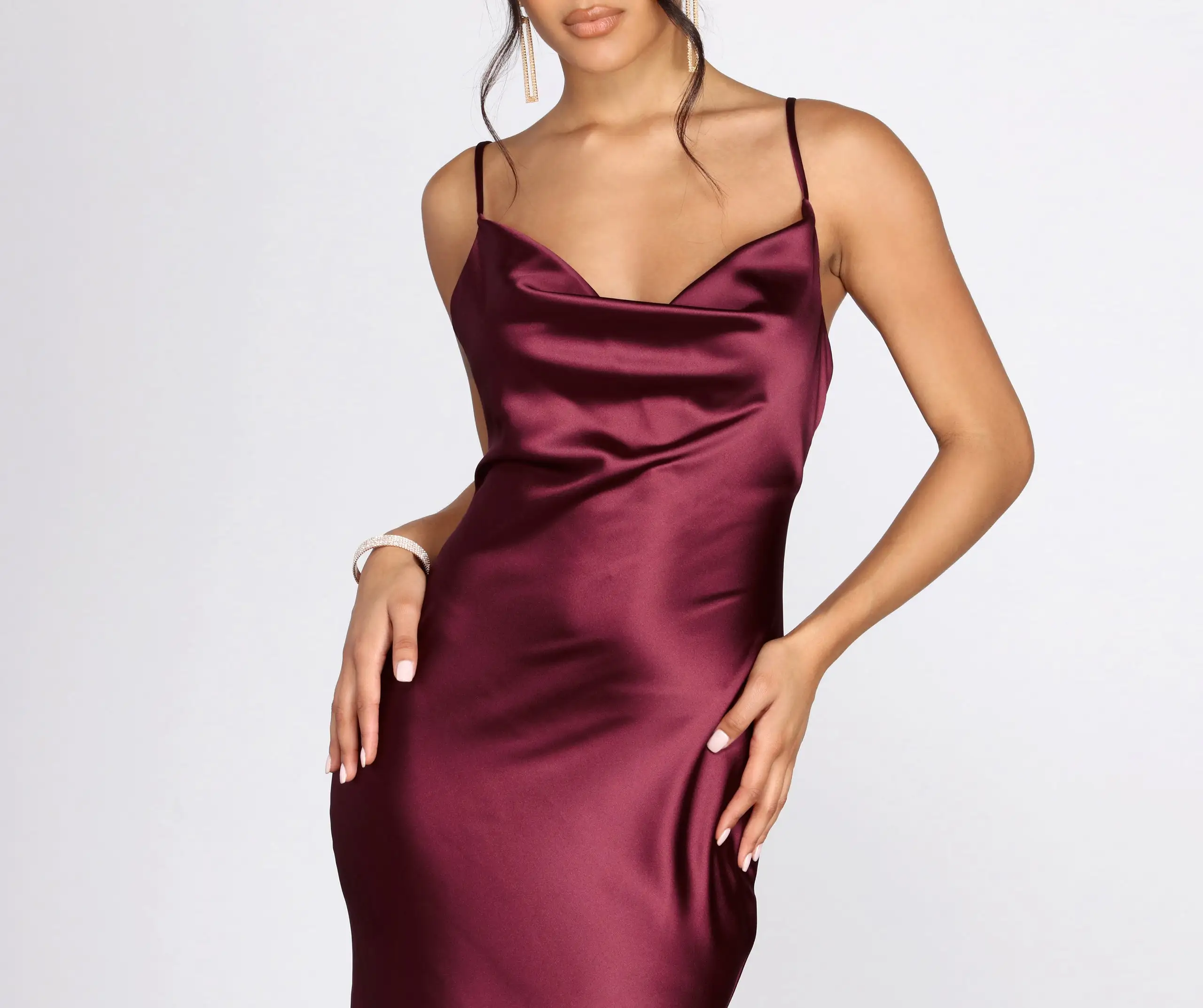 Windsor. Londyn Formal Sleeveless Satin Dress 5 Windsor. Londyn Formal Sleeveless Satin Dress - Image 3