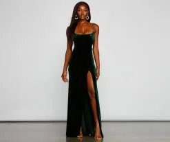 Windsor. Liv Formal High Slit Velvet Dress