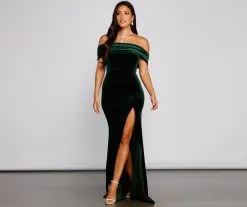 Windsor. Olivia Formal Velvet Off-The-Shoulder Dress -Bridal Dresses popular shop 05002 1813 4