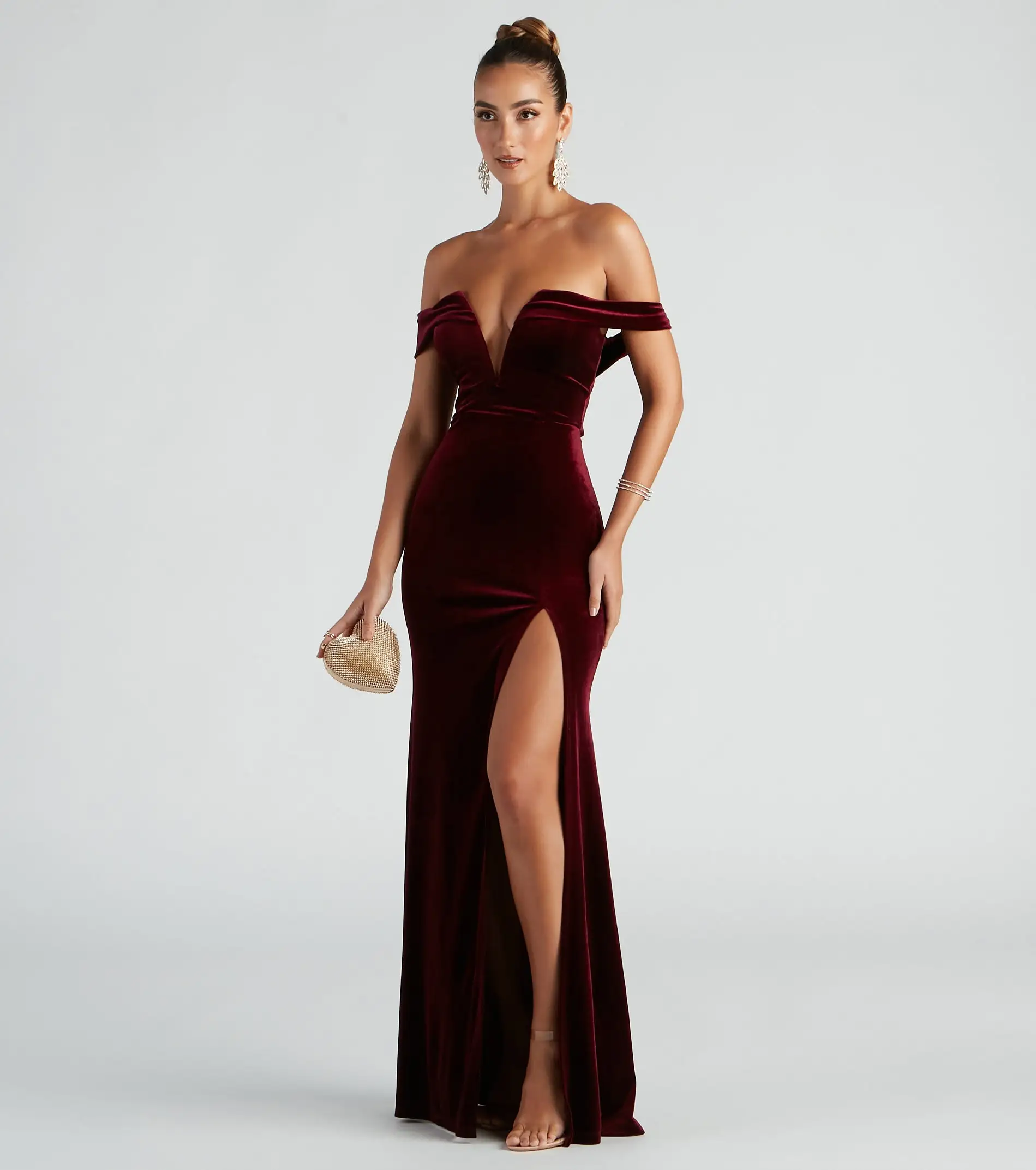 Windsor. Kerri Formal Velvet Mermaid Dress 8 Windsor. Kerri Formal Velvet Mermaid Dress - Image 6
