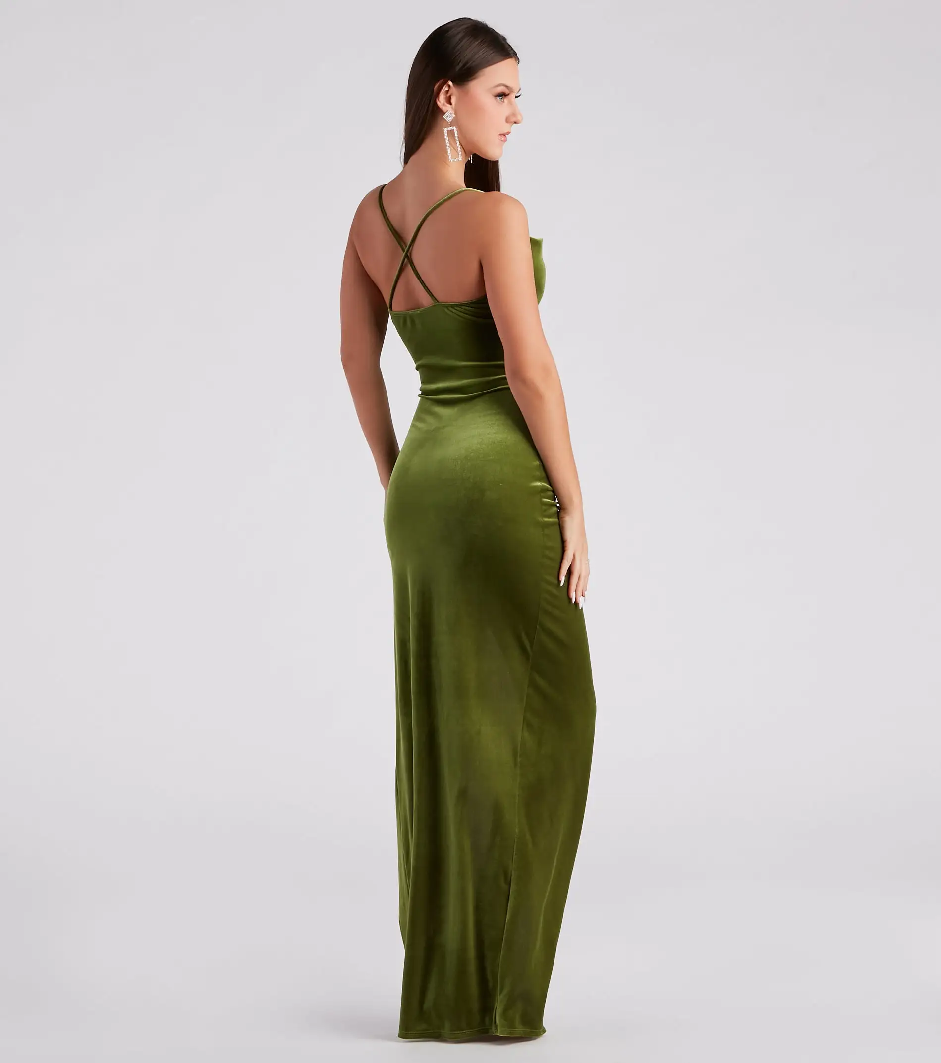 Windsor. Riley Ruched Velvet Formal Dress 4 Windsor. Riley Ruched Velvet Formal Dress - Image 2