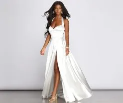 Windsor. Diana Formal Satin Halter Dress