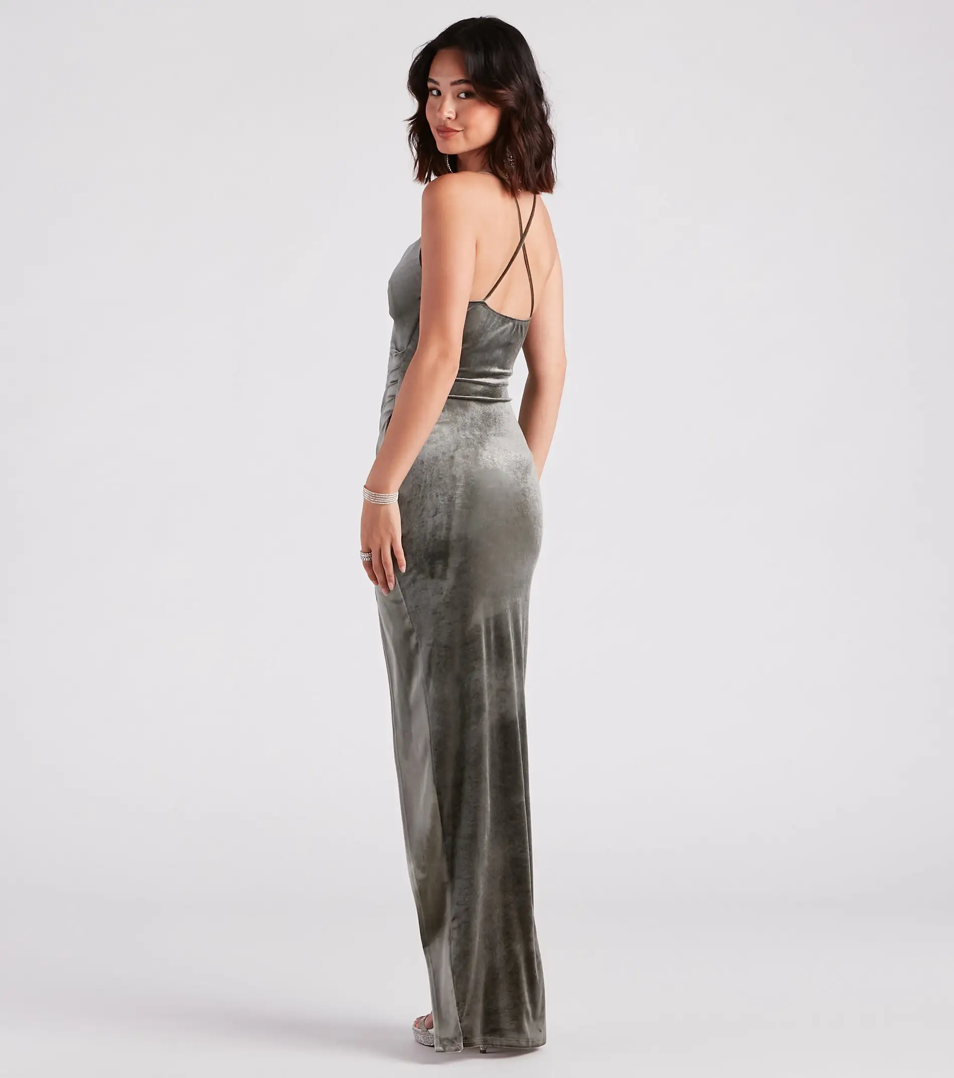 Windsor. Riley Ruched Velvet Formal Dress 16 Windsor. Riley Ruched Velvet Formal Dress - Image 14