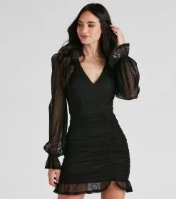 Windsor. Looking Flirty V-Neck Mini Dress