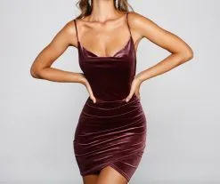 Windsor. Total Style Stunner Velvet Mini Dress -Bridal Dresses popular shop 05103 4046 3
