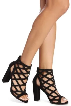 Windsor. Cut Out The Drama Block Heels