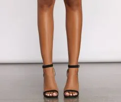 Windsor. Classic Chic Square Toe Block Heels 11 Windsor. Classic Chic Square Toe Block Heels -Bridal Dresses popular shop 07401 2189 5