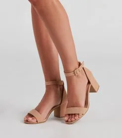 Windsor. Chic Basic Wide-Fit Block Heels -Bridal Dresses popular shop 07401 2802 1