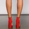 Windsor. A Chic Look Platform Block Heels