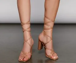 Windsor. Classic Chic Lace-Up Heels