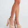 Windsor. Playful Icon Chunky Platform Pumps -Bridal Dresses popular shop 07401 4055 1