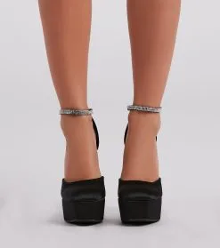 Windsor. Season To Party Satin Platform Pumps -Bridal Dresses popular shop 07401 4187 2