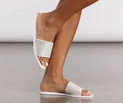 Windsor. Summer Starts Now Rhinestone Jelly Slides