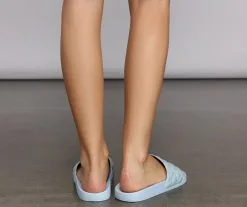 Windsor. Casual Trendsetter Quilted Slides -Bridal Dresses popular shop 07404 0713 5