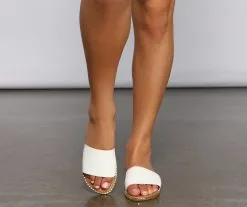 Windsor. Studded Style Wide Band Sandals -Bridal Dresses popular shop 07404 0731 3 073101bf 07aa 4e59 9ab5 4661239c7e5b