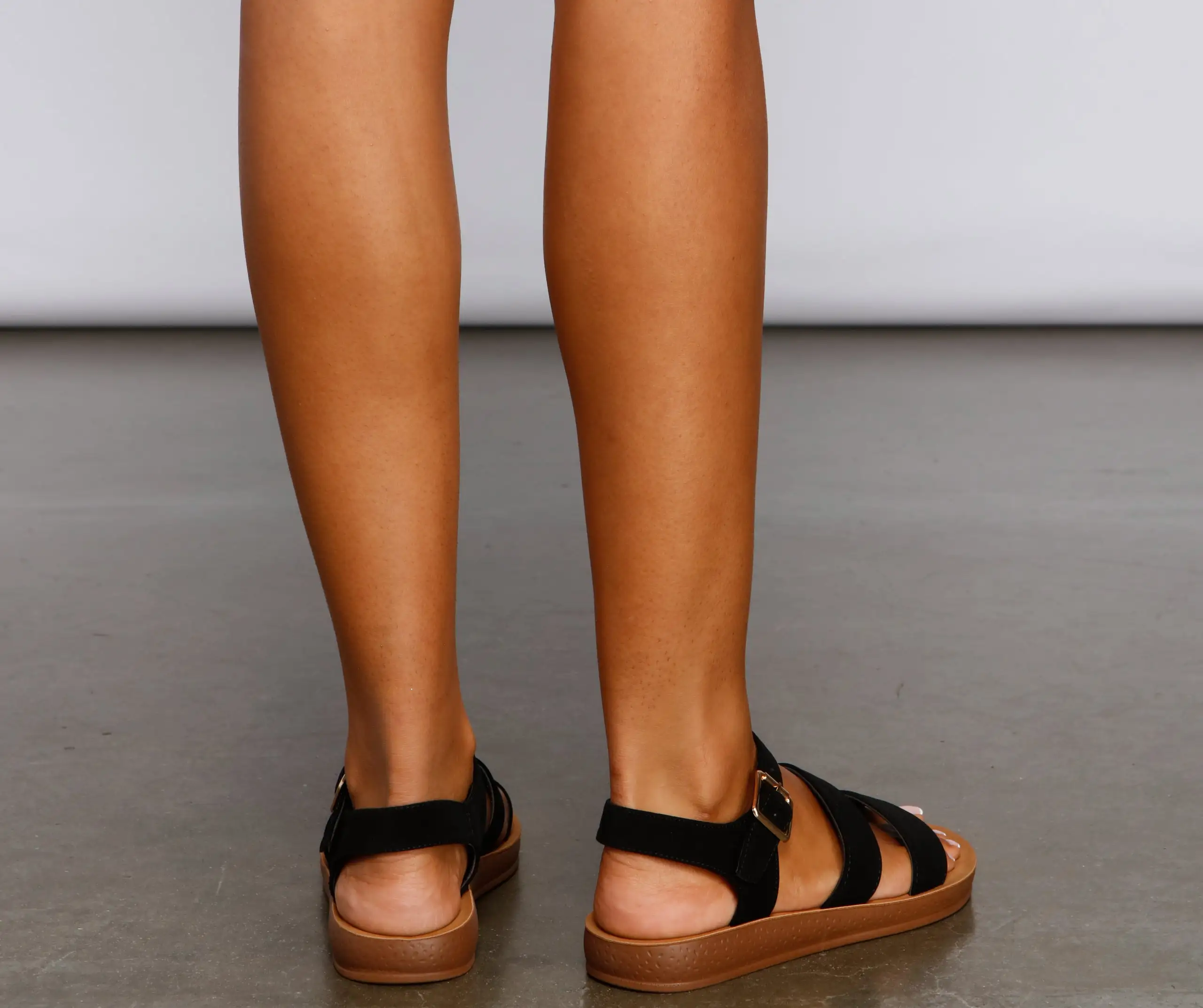 Windsor. Effortless Style Triple Strap Sandals 7 Windsor. Effortless Style Triple Strap Sandals - Image 5