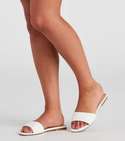 Windsor. Simple Chic Everyday Slide Sandals