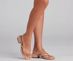 Windsor. Spring In My Step Thong Sandals