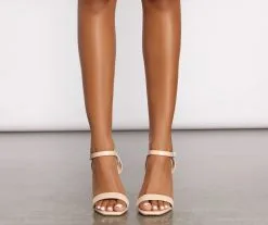 Windsor. Clearly Yours Lucite Wedges -Bridal Dresses popular shop 07406 0074 5