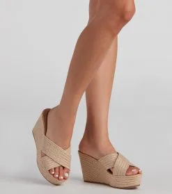 Windsor. Perfect Summer Style Straw Wedges