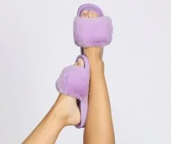 Windsor. Fur Babe Rhinestone Slides