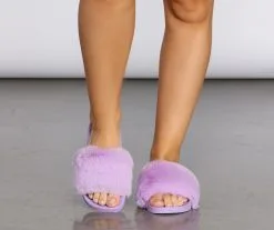 Windsor. Fur Babe Rhinestone Slides -Bridal Dresses popular shop 07408 0021 2