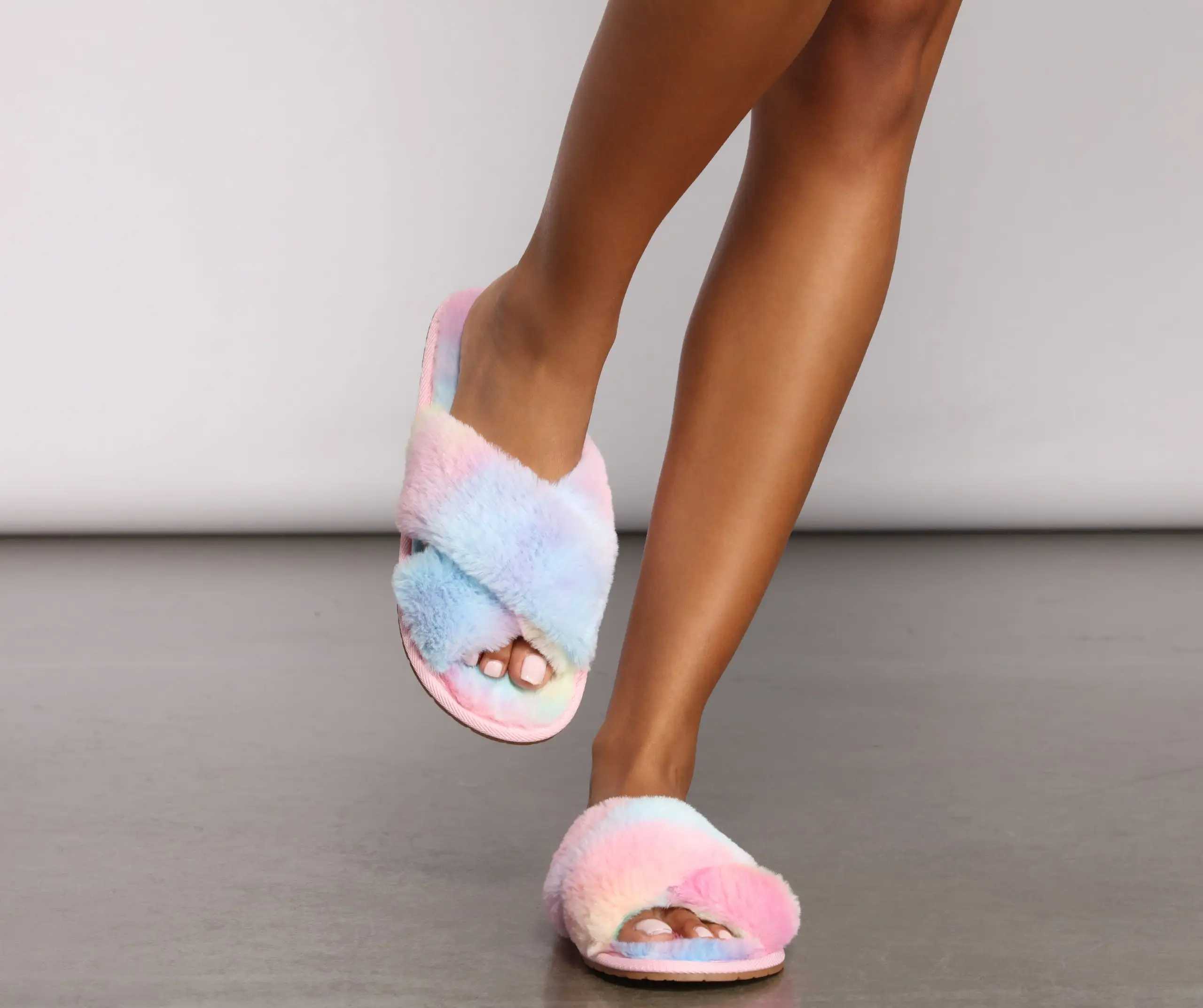 Windsor. Tie Dye Faux Fur Slippers 3 Windsor. Tie Dye Faux Fur Slippers